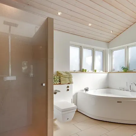 Beautiful In With Kitchen