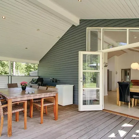 Beautiful In With Kitchen *